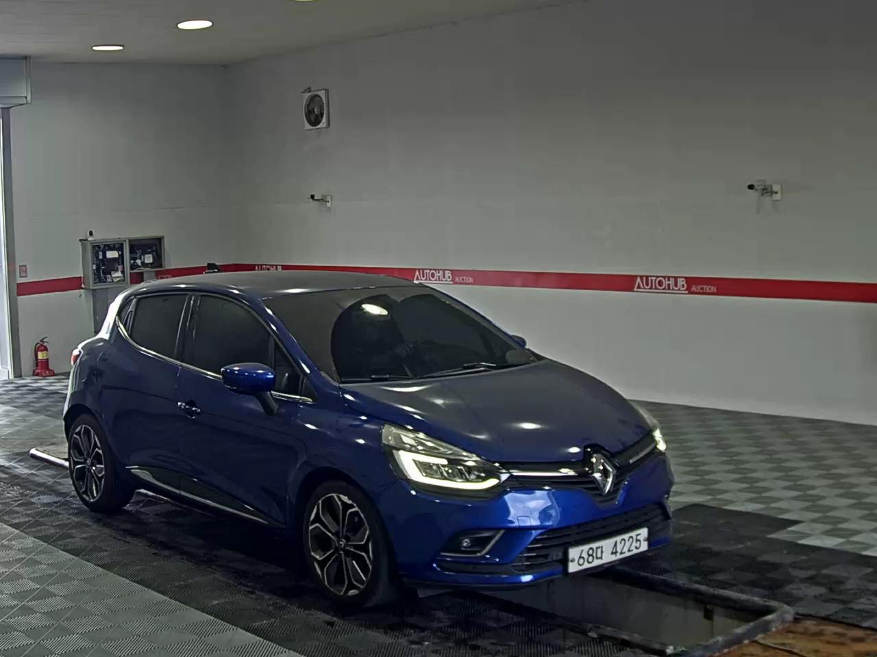 2019 - renault clio