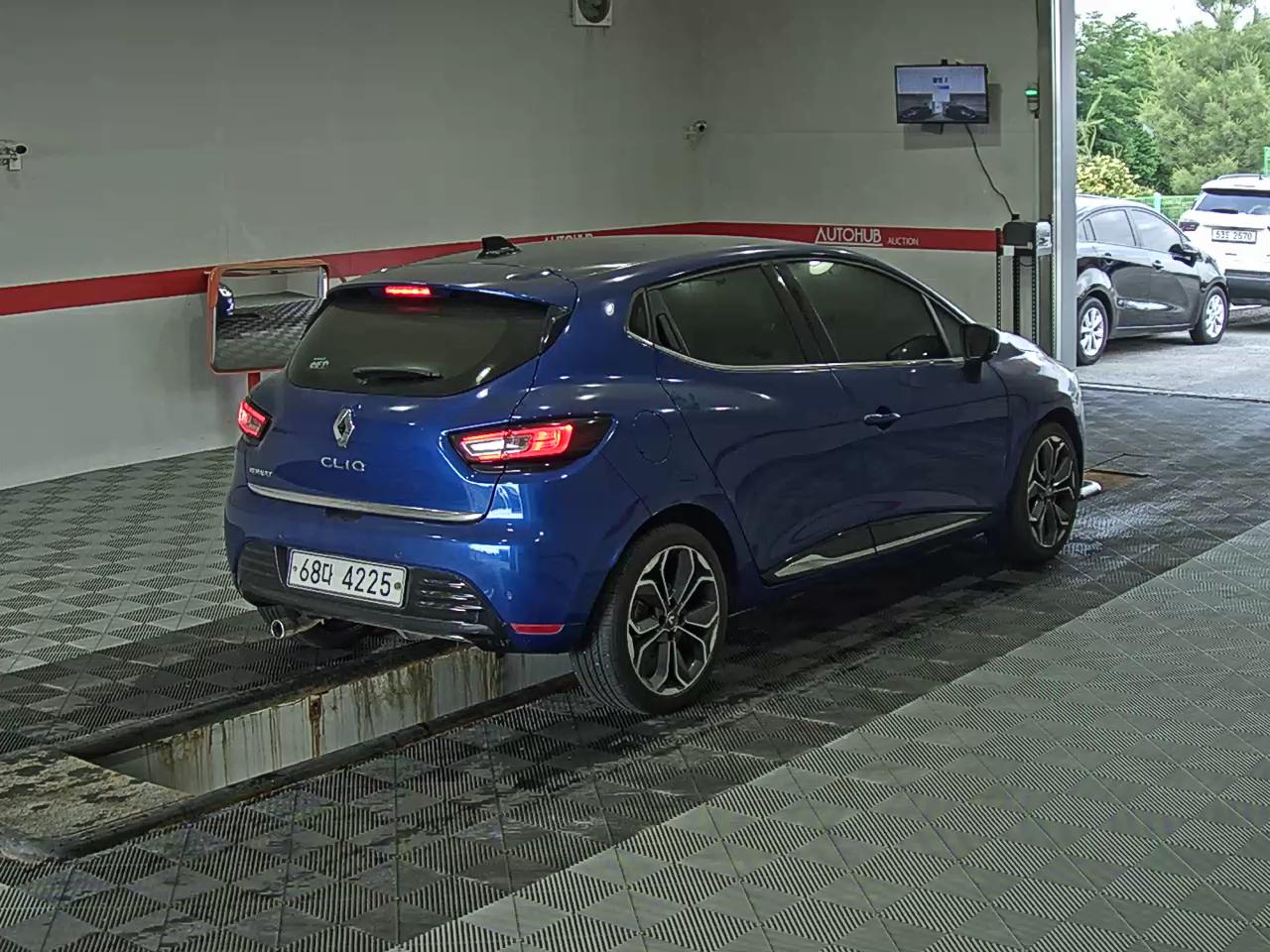 2019 - renault clio
