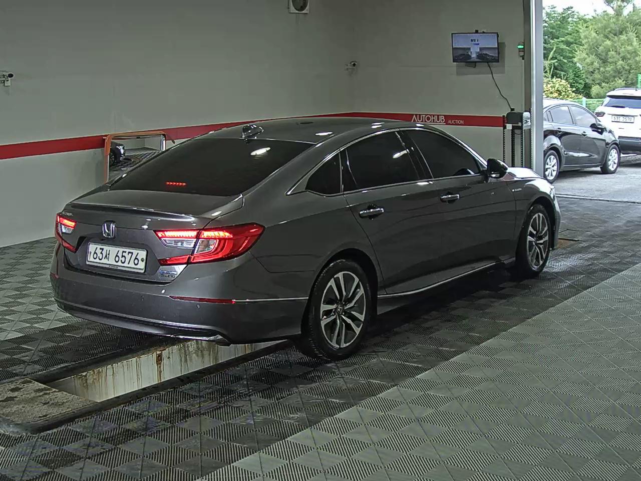 2019 - honda accord