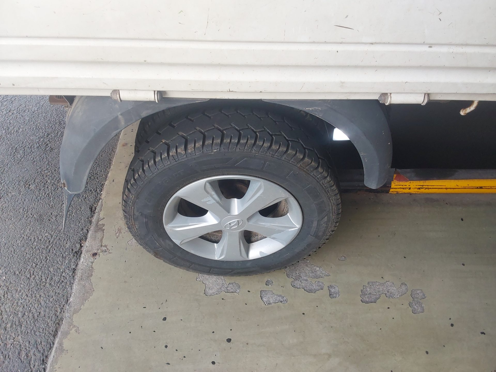 2013 - hyundai porter