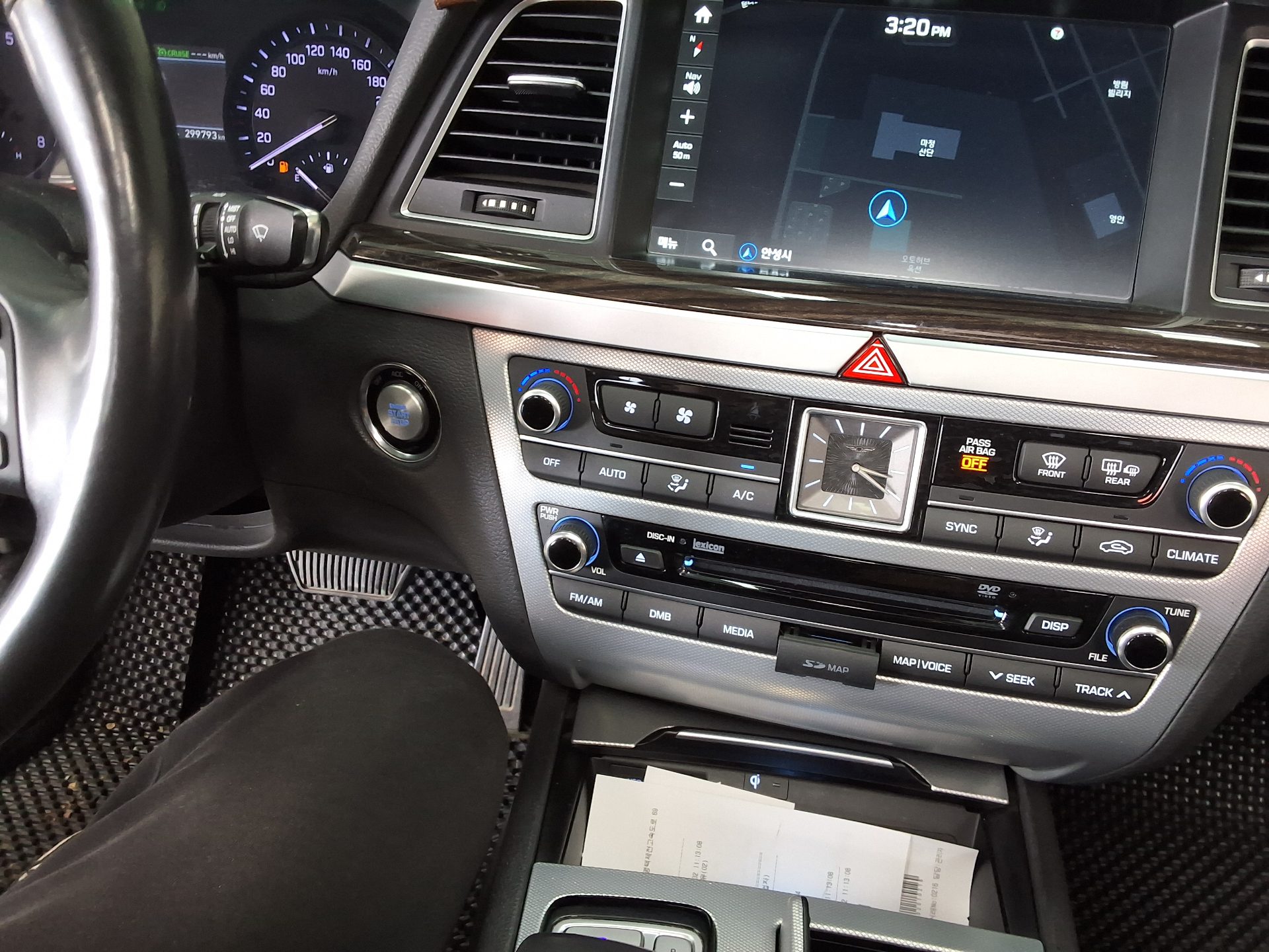 2017 - genesis g80