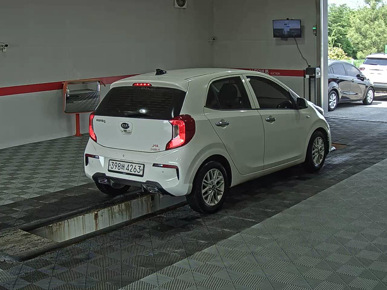 2021 - kia morning