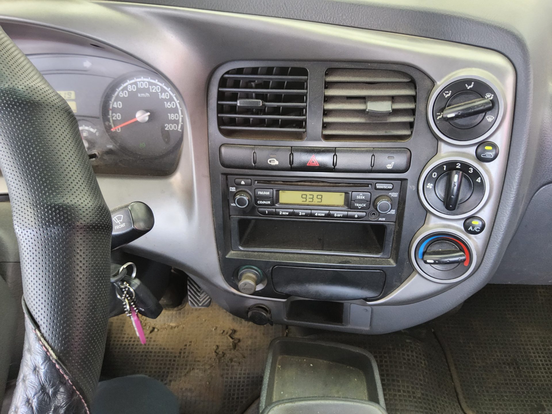 2013 - kia bongo