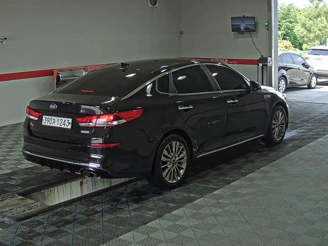 2020 - kia k5