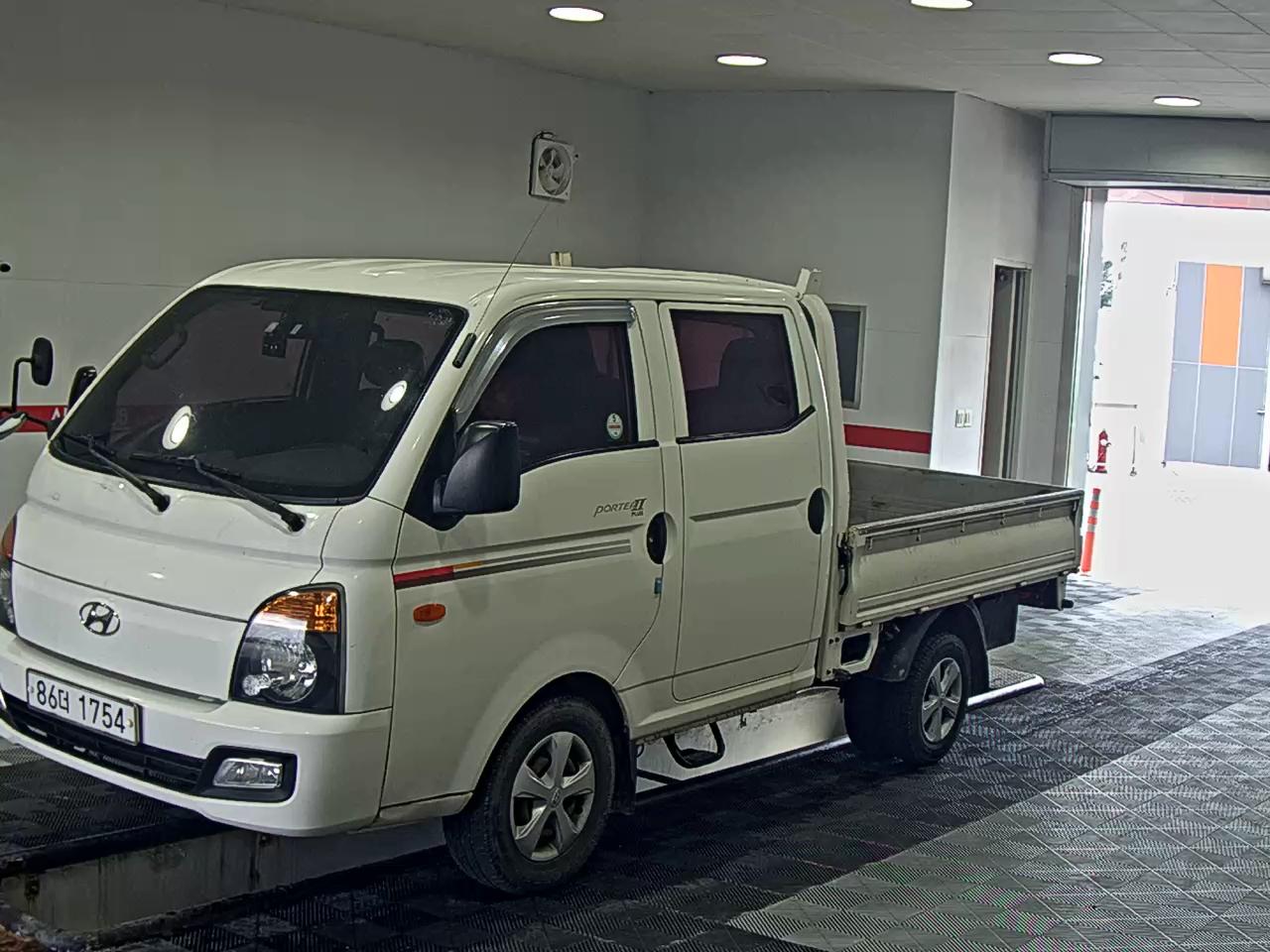 2013 - hyundai porter