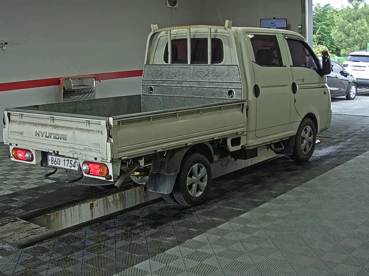 2013 - hyundai porter