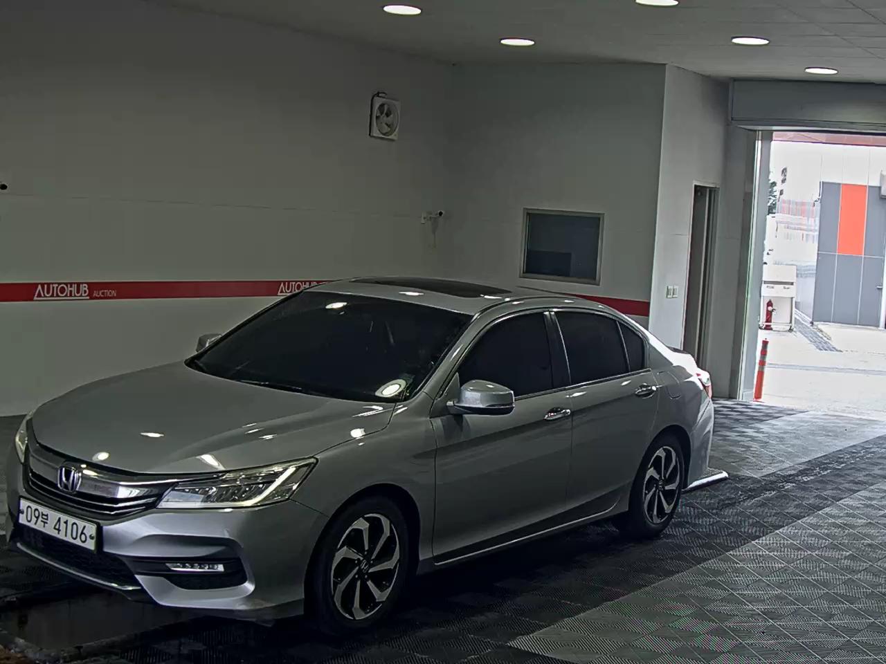 HONDA ACCORD (9TH GEN) EX-