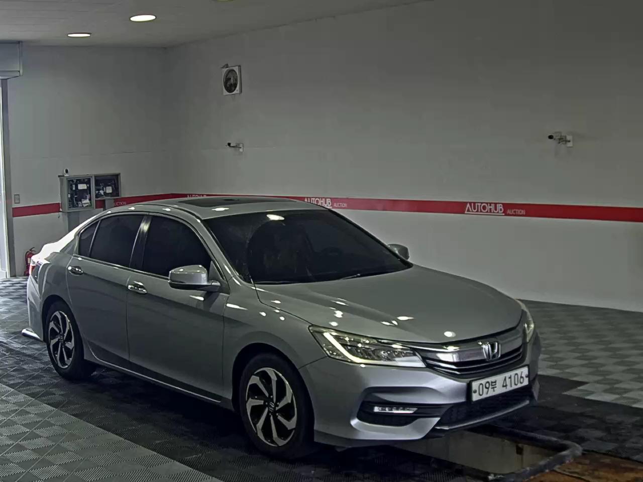 2017 - honda accord