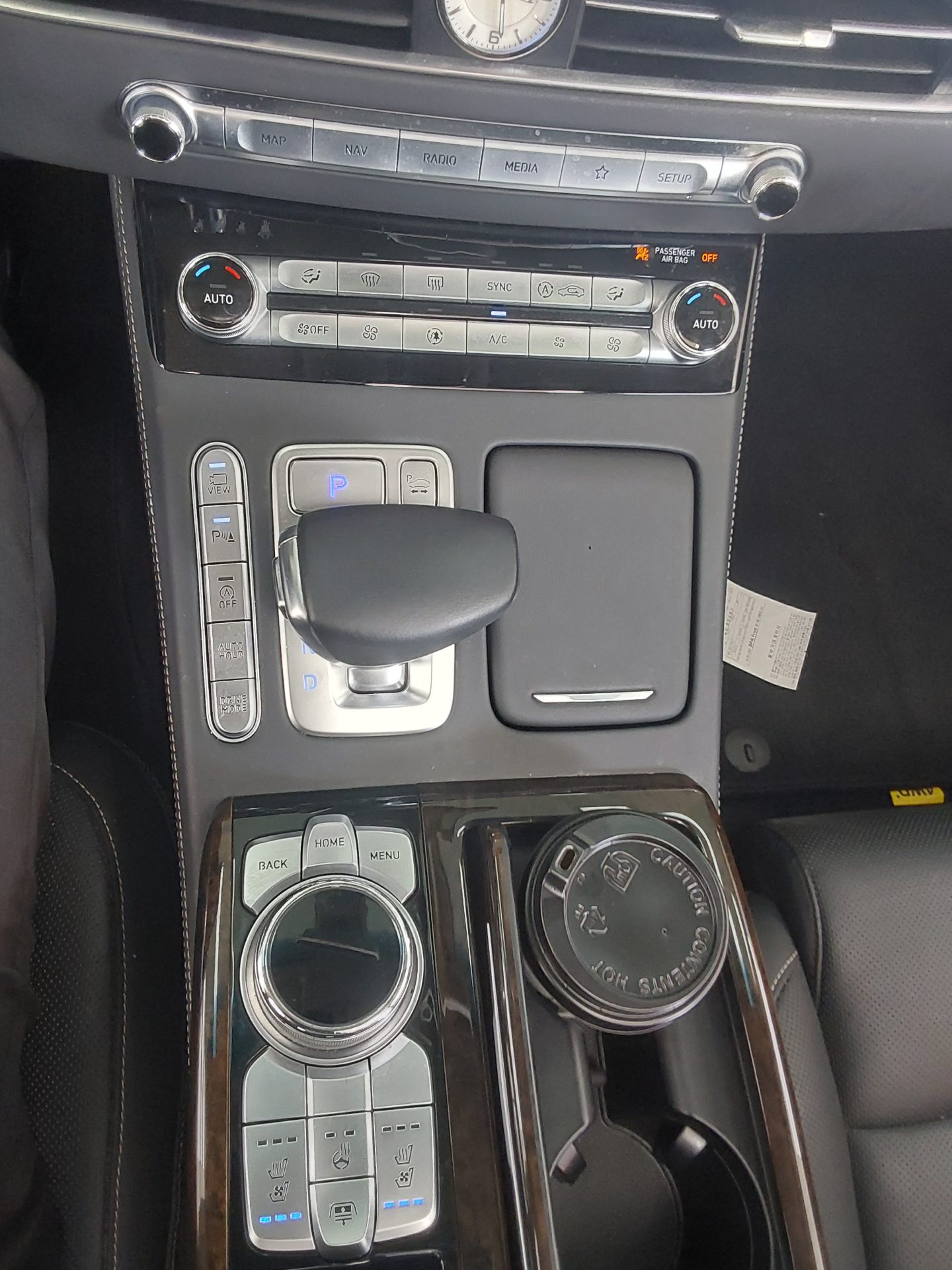 2021 - genesis g90