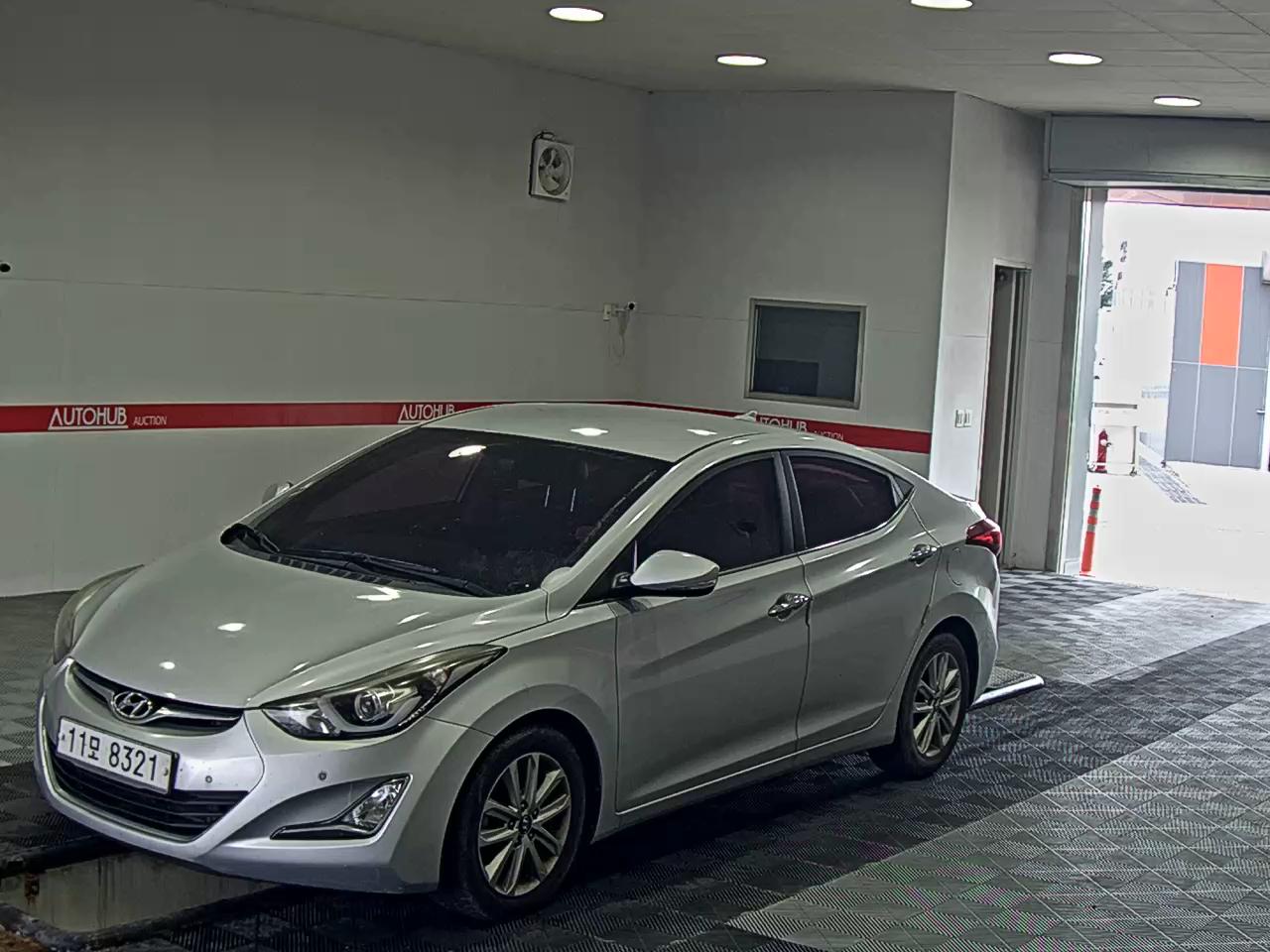 2016 - hyundai avante