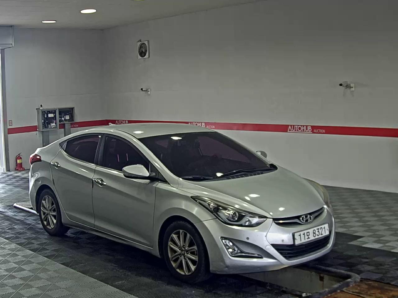 2016 - hyundai avante