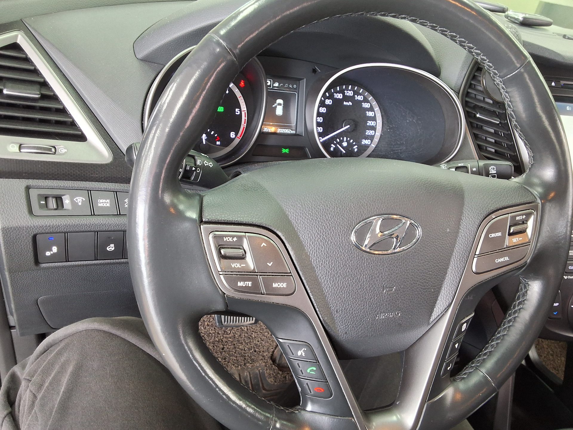 2018 - hyundai santa fe