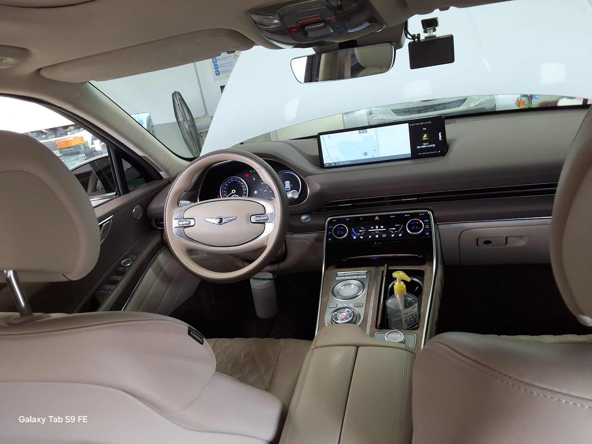 2022 - genesis gv80