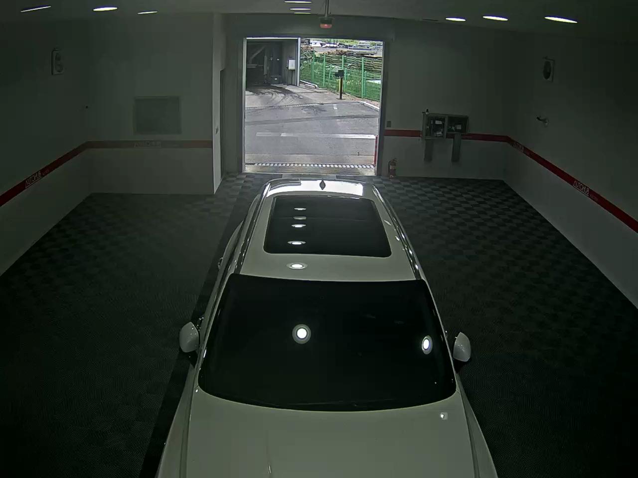 2022 - genesis gv80