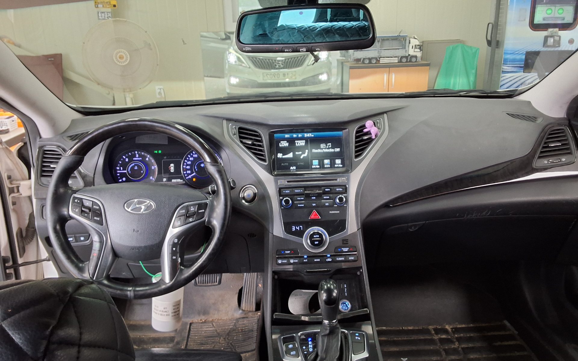 2016 - hyundai grandeur