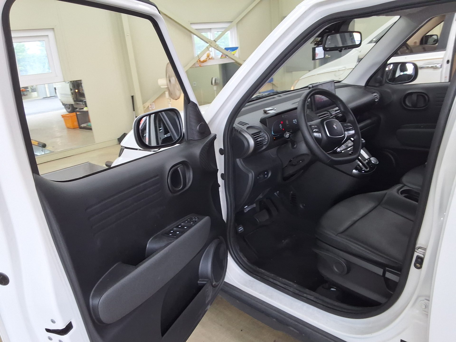 2023 - hyundai casper