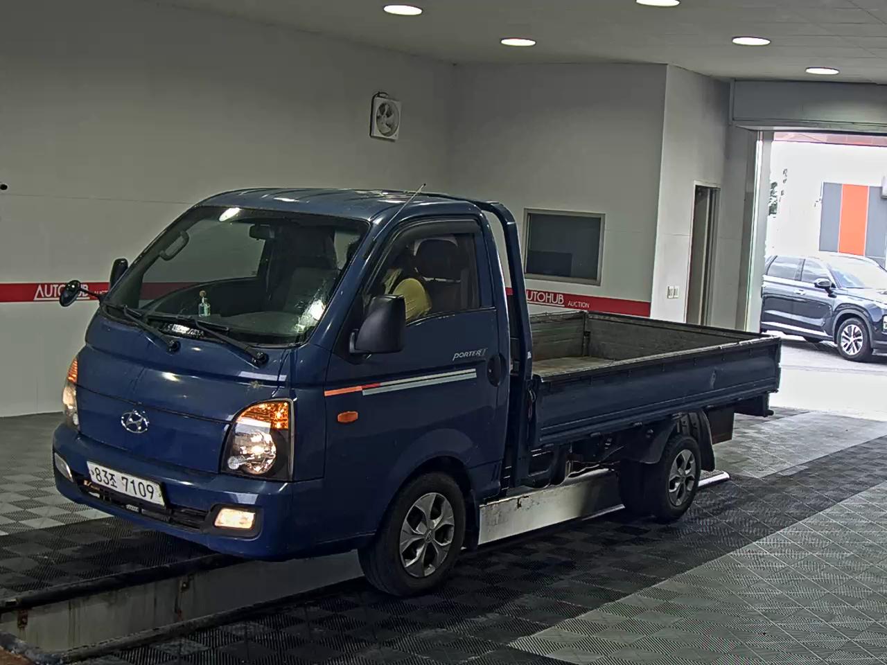 HYUNDAI PORTER II STANDARD CAB EXTRA WHEELBASE