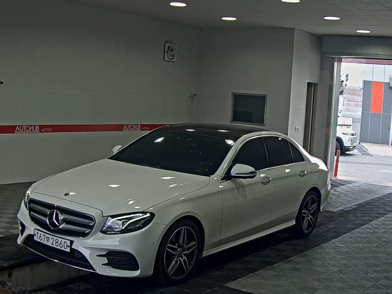 MERCEDES-BENZ CLASS (5TH GEN) E300 AMG