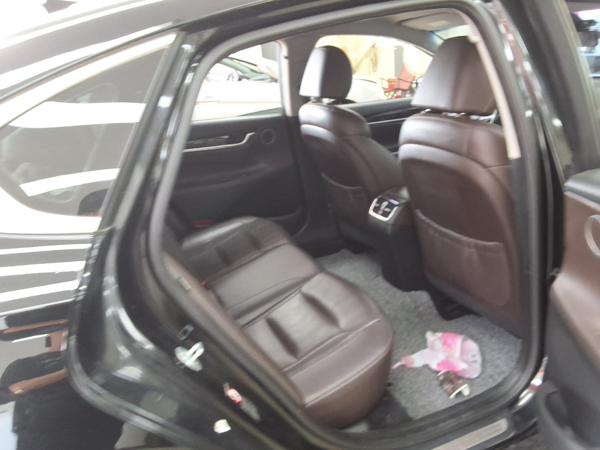 2018 - hyundai grandeur