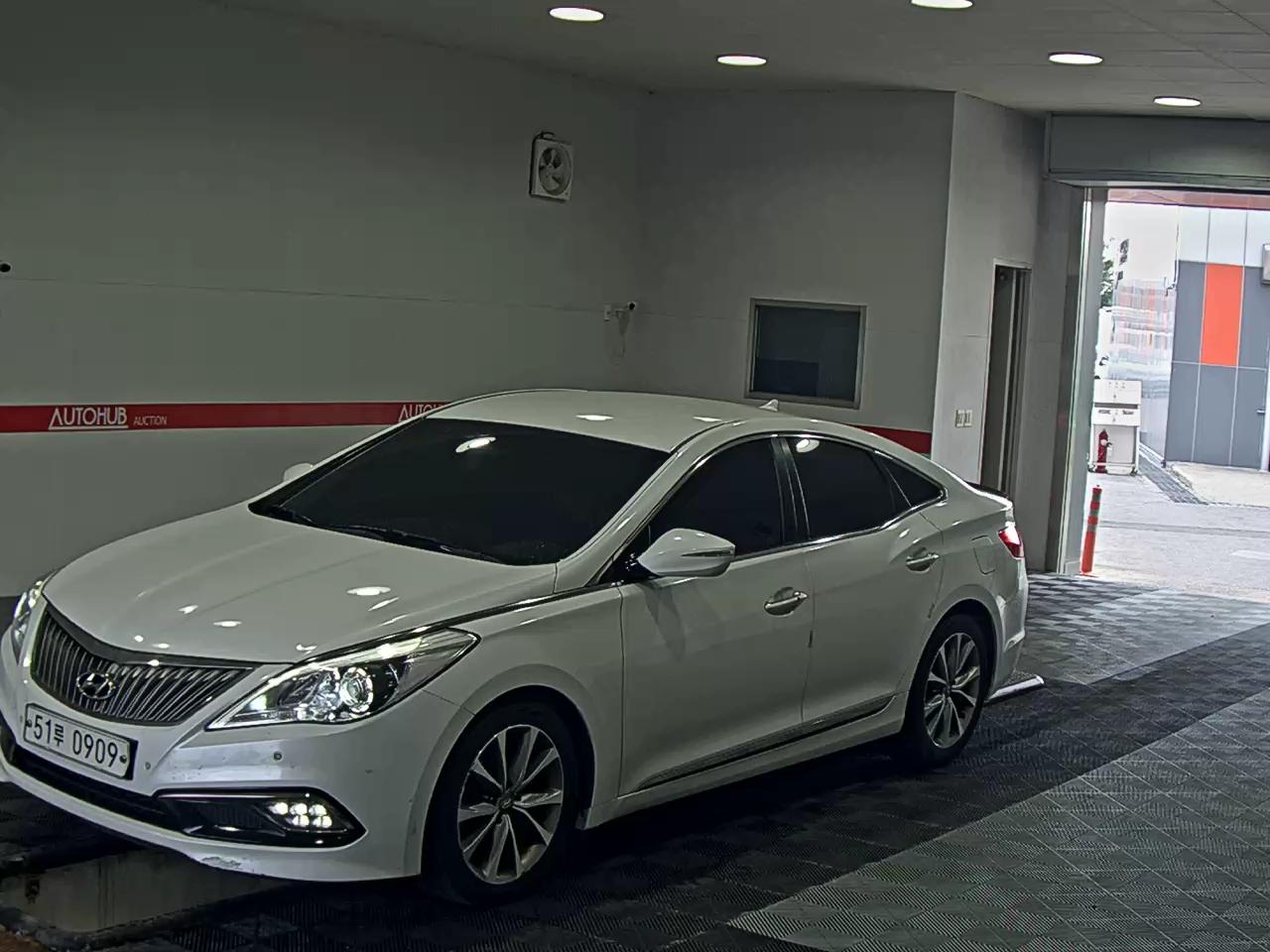 2016 - hyundai grandeur