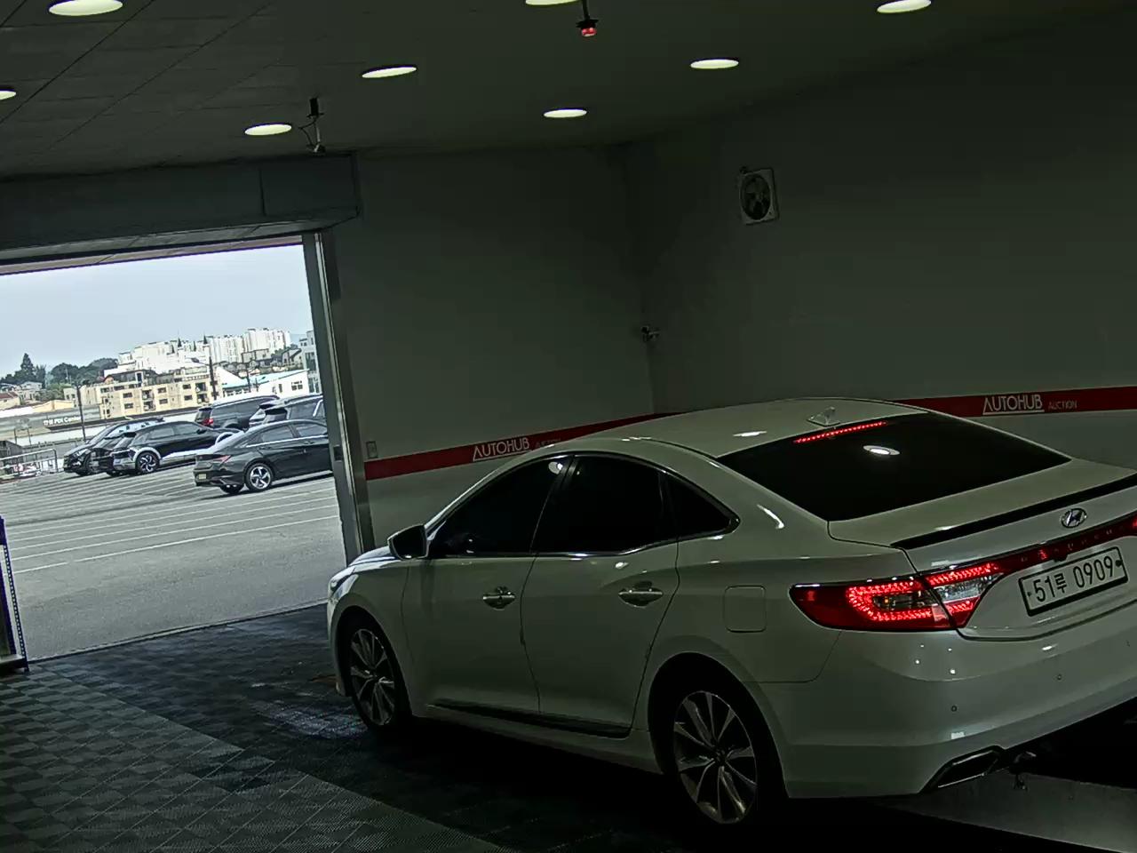 2016 - hyundai grandeur