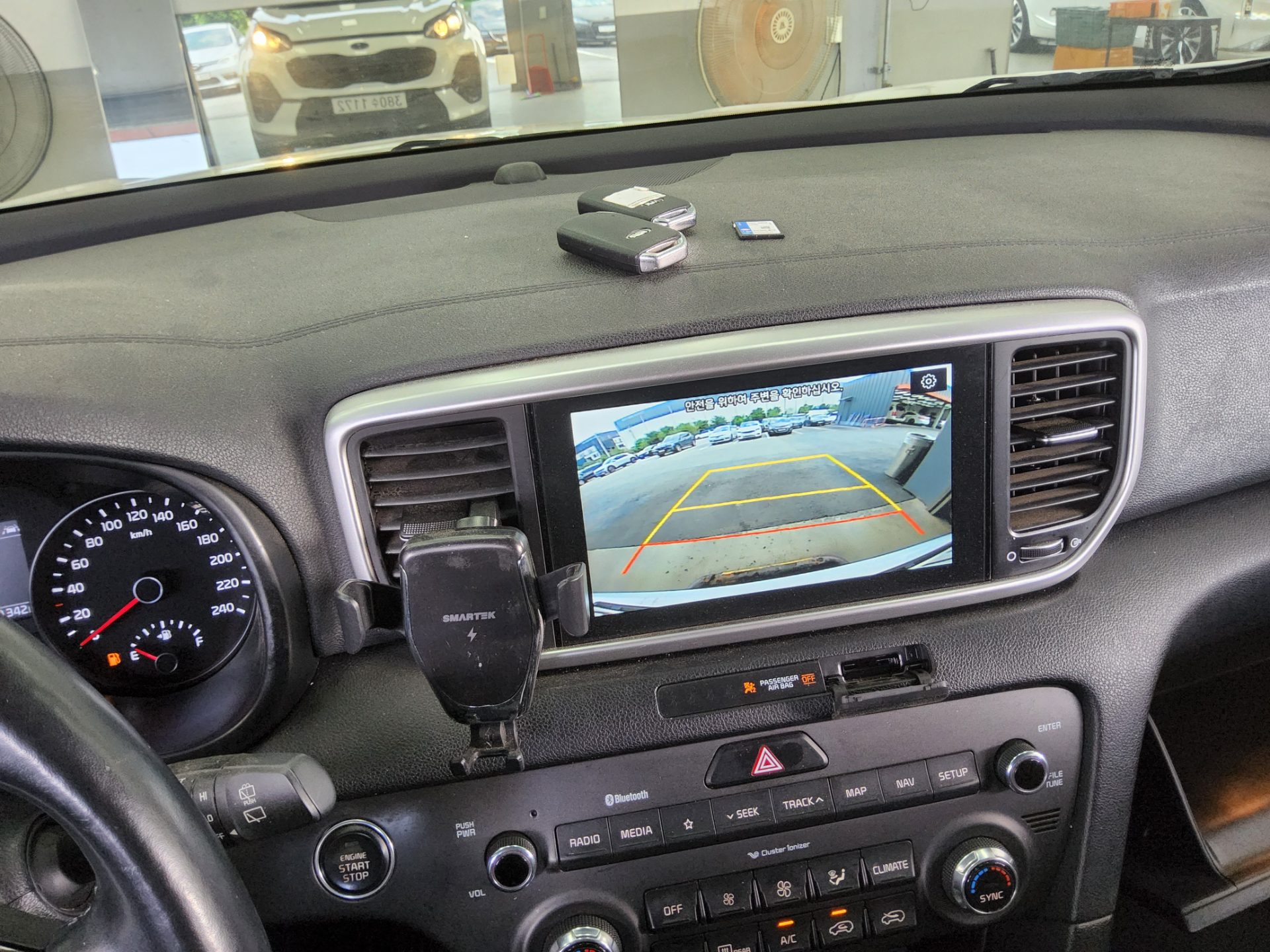 2022 - kia sportage