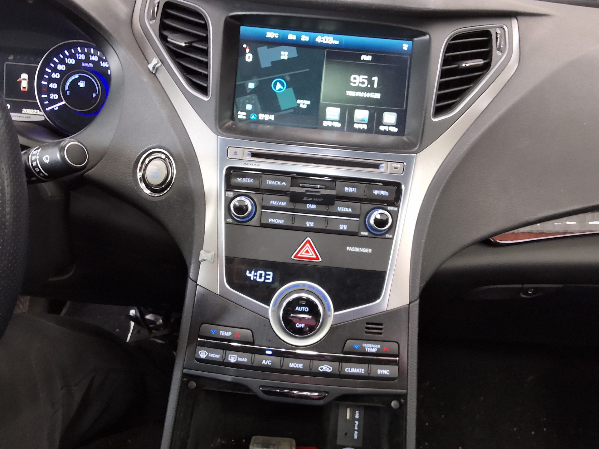 2015 - hyundai grandeur