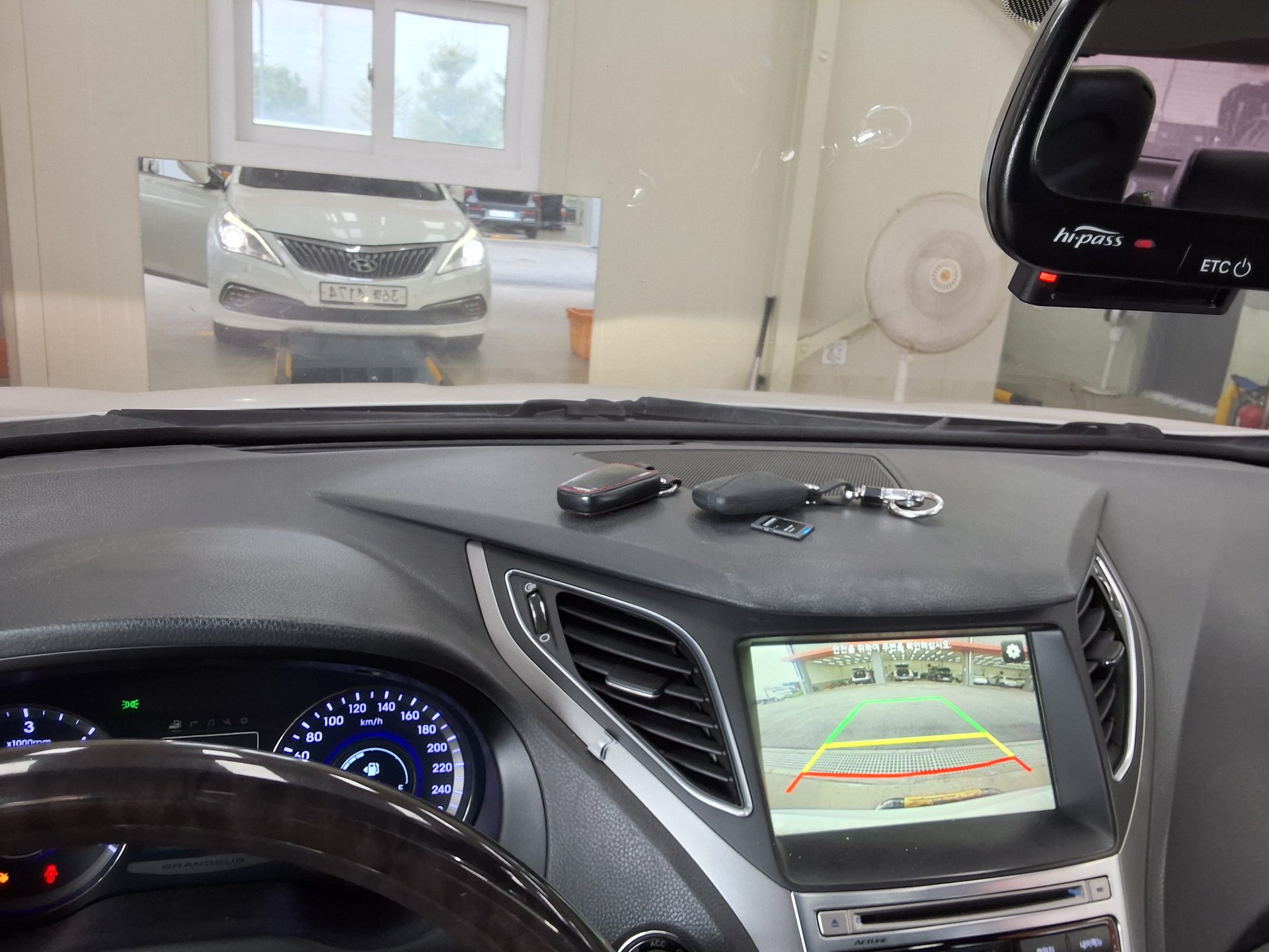 2015 - hyundai grandeur