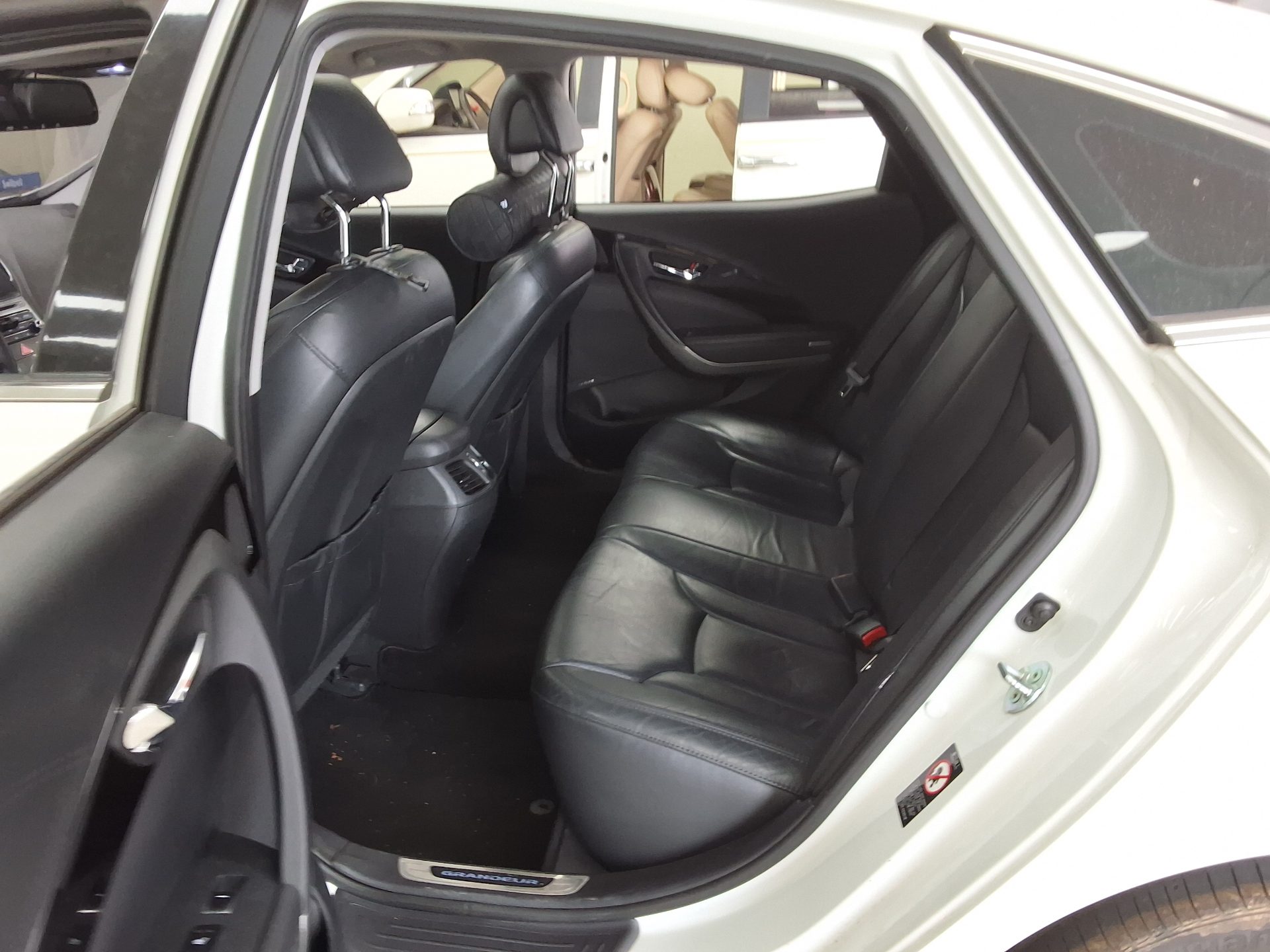 2015 - hyundai grandeur