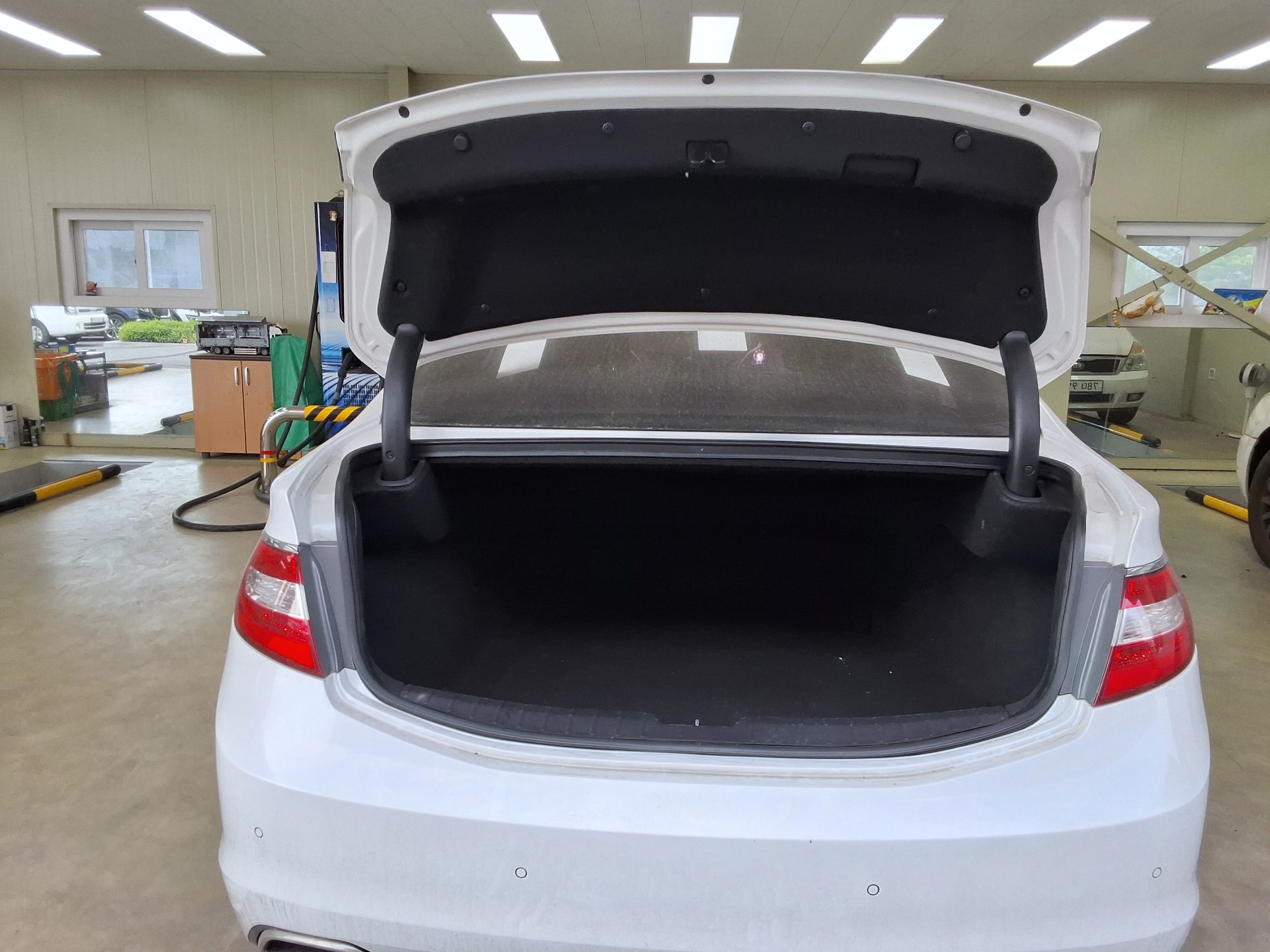 2015 - hyundai grandeur