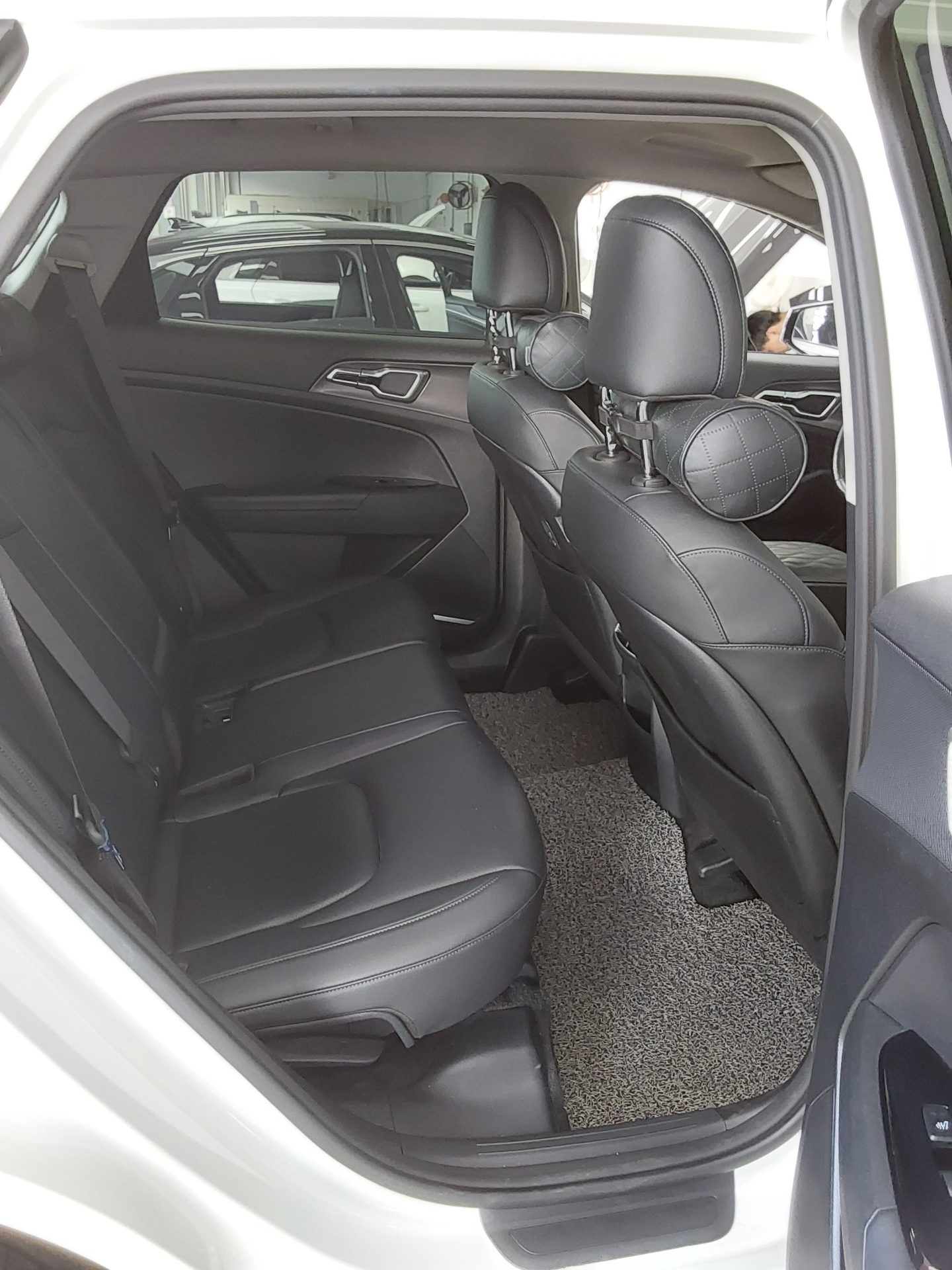 2022 - kia sportage