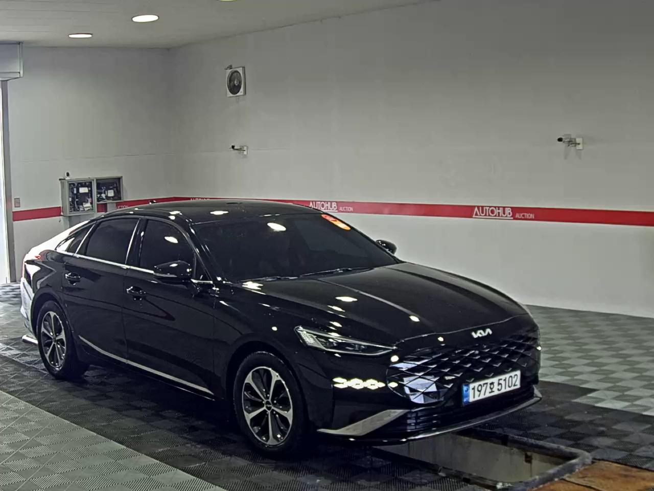 2022 - kia k8
