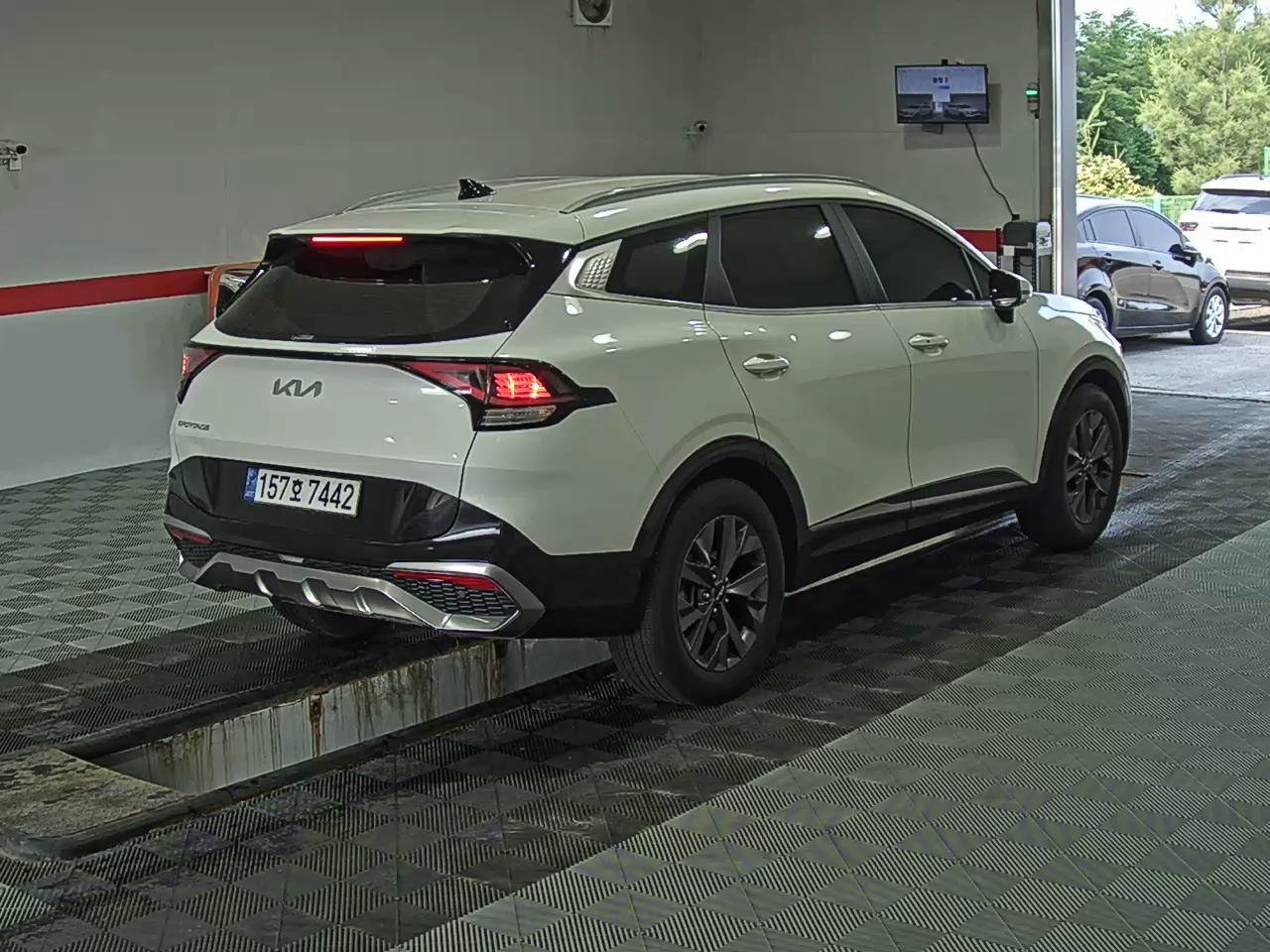 2022 - kia sportage