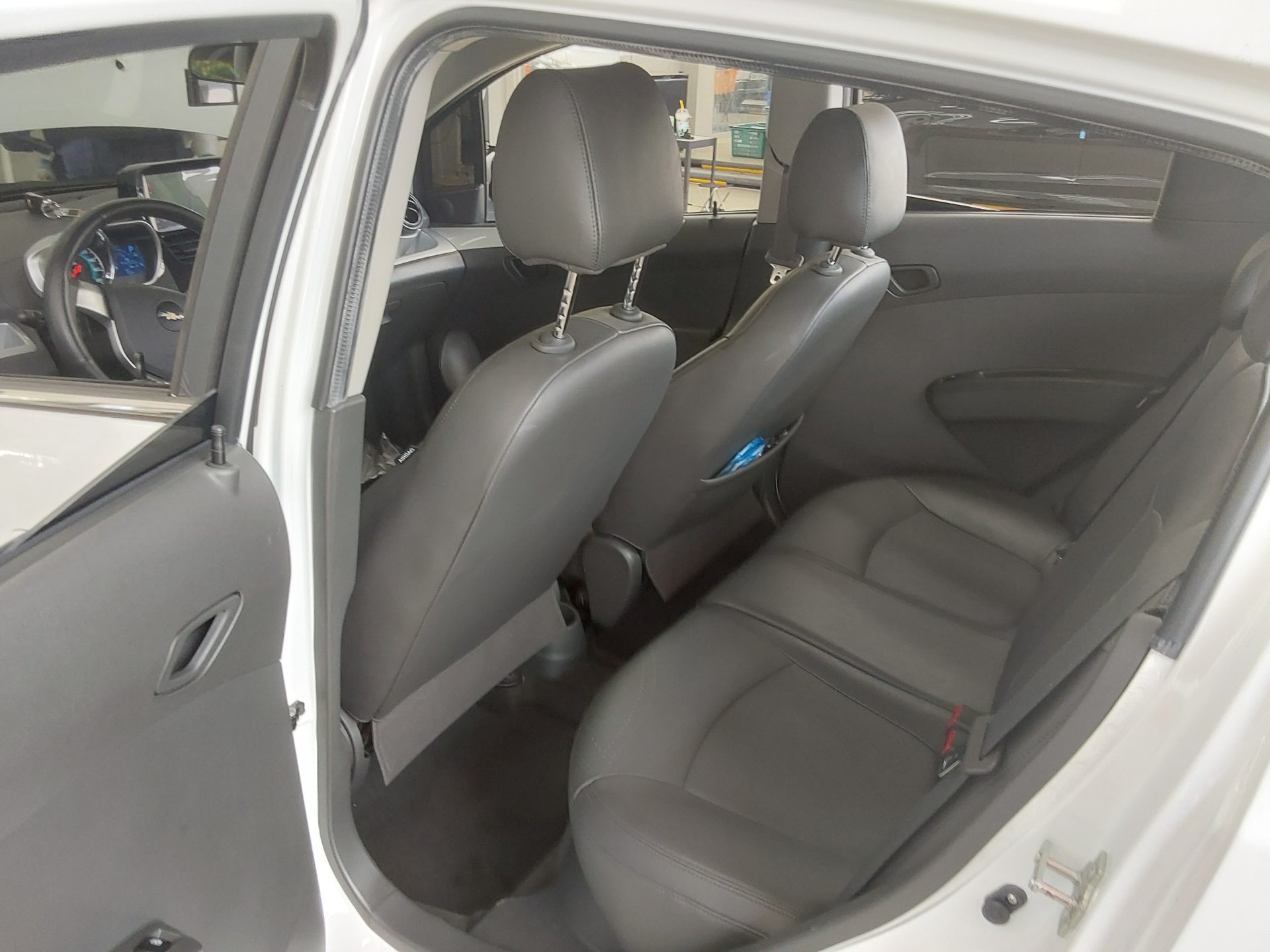 2015 - chevrolet spark