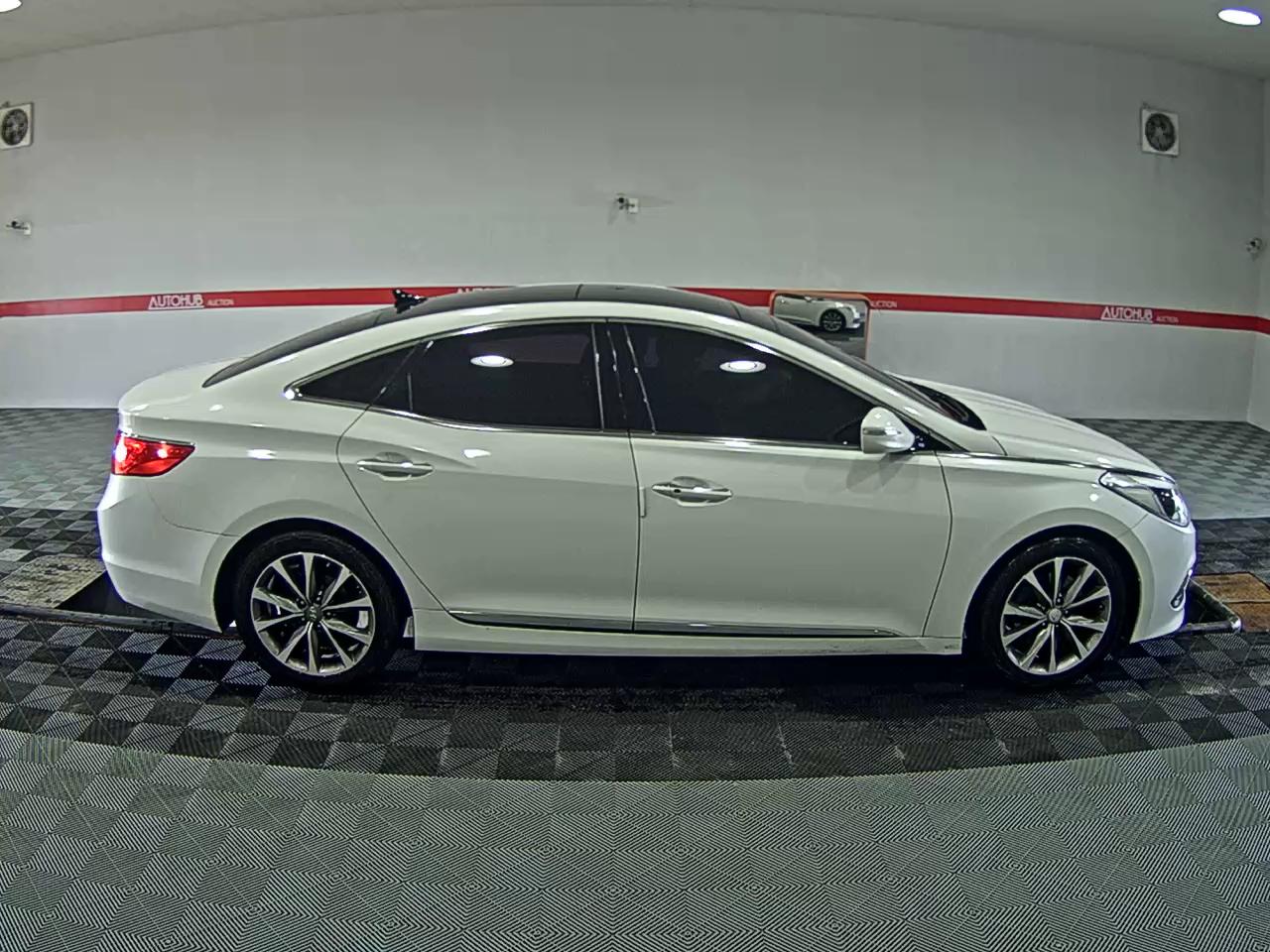 2015 - hyundai grandeur