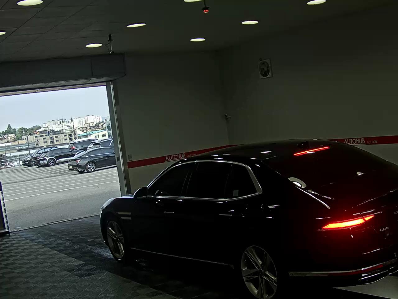 2023 - genesis g90