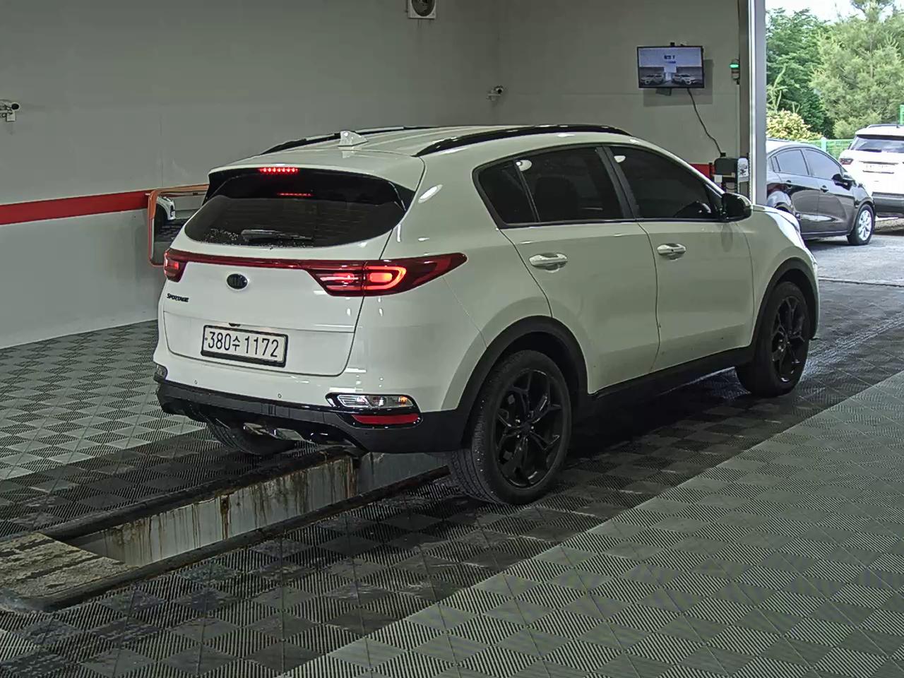 2022 - kia sportage