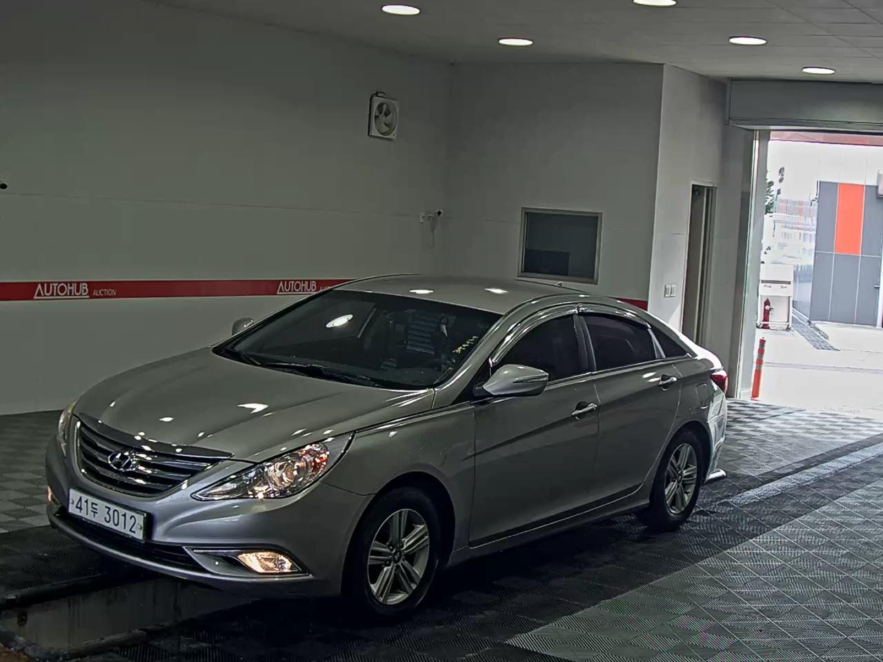 2013 - hyundai sonata