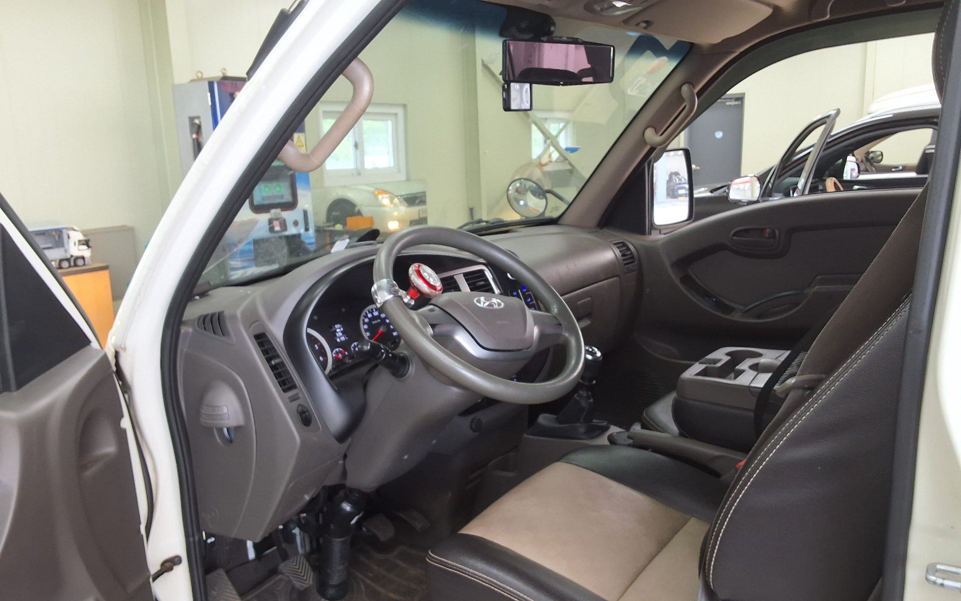 2017 - hyundai porter