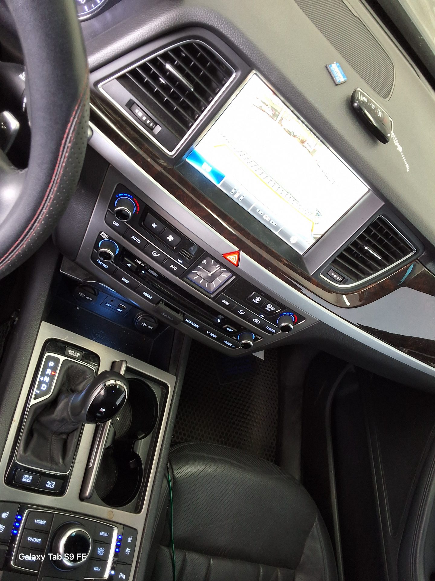 2015 - hyundai g330