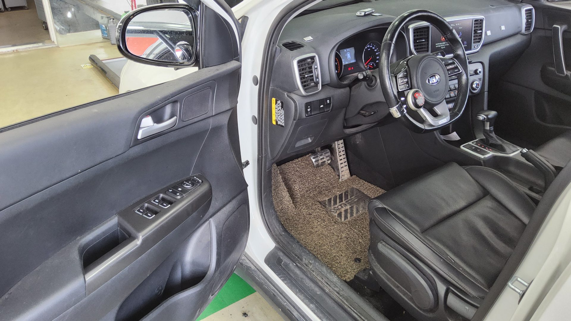 2019 - kia sportage