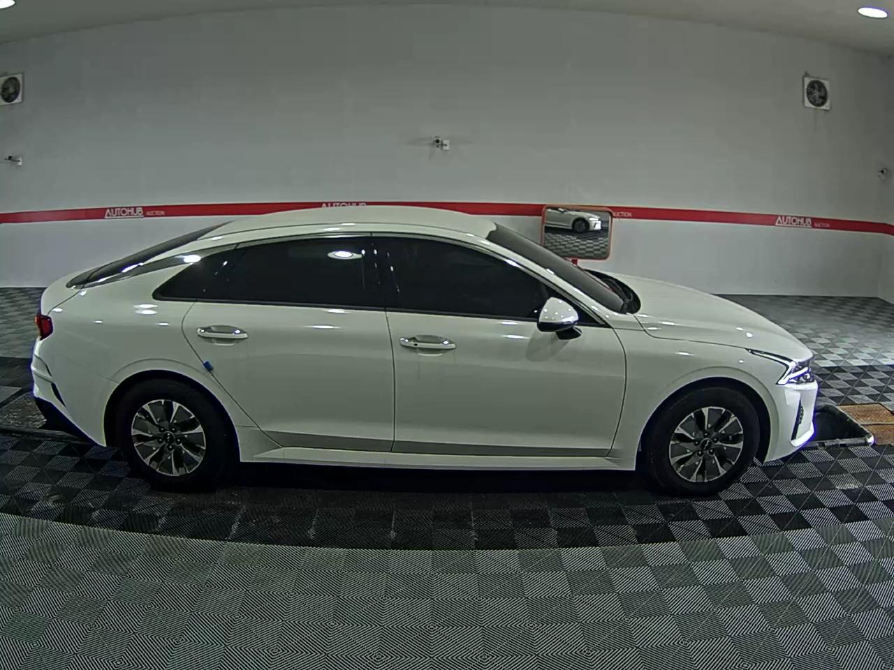 2023 - kia k5