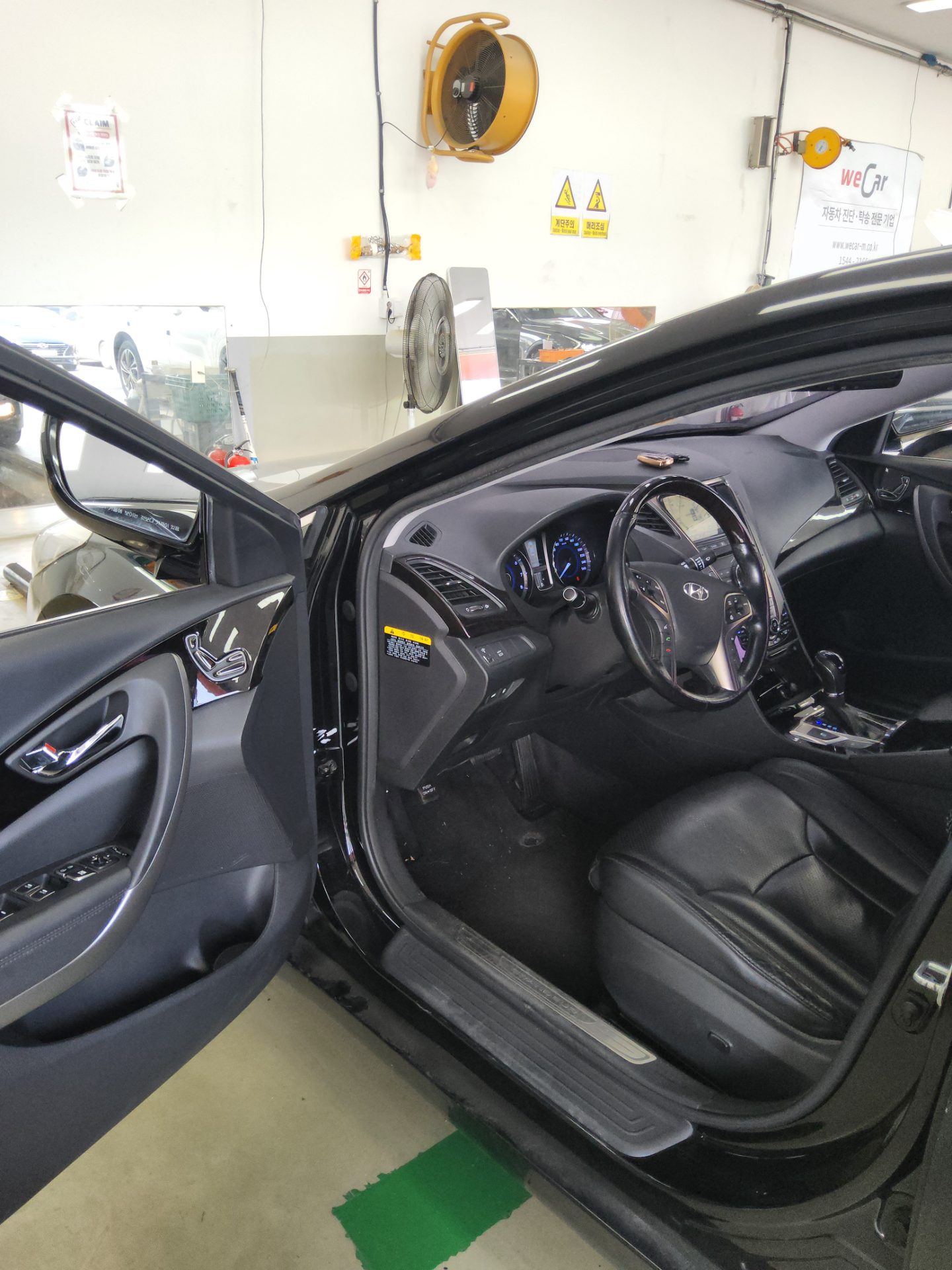 2012 - hyundai grandeur