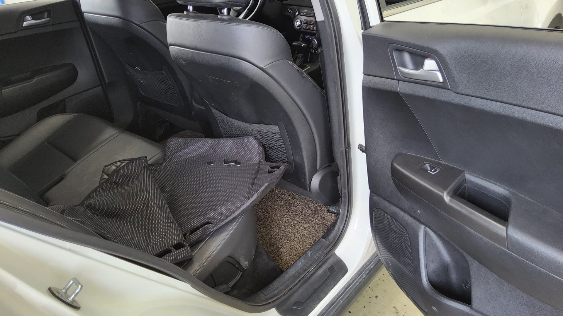 2019 - kia sportage