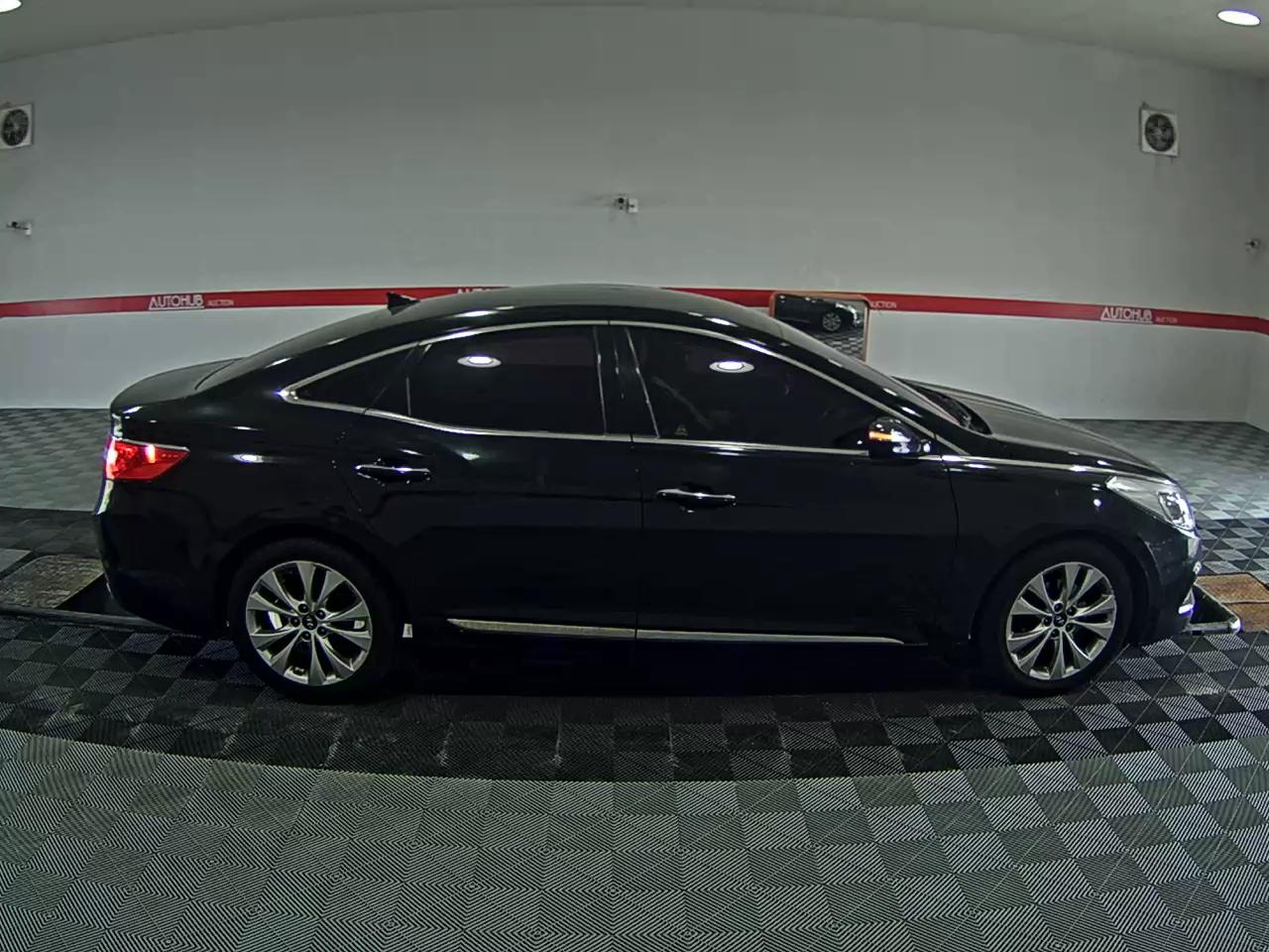 2012 - hyundai grandeur