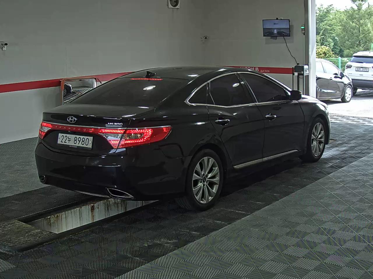 2012 - hyundai grandeur