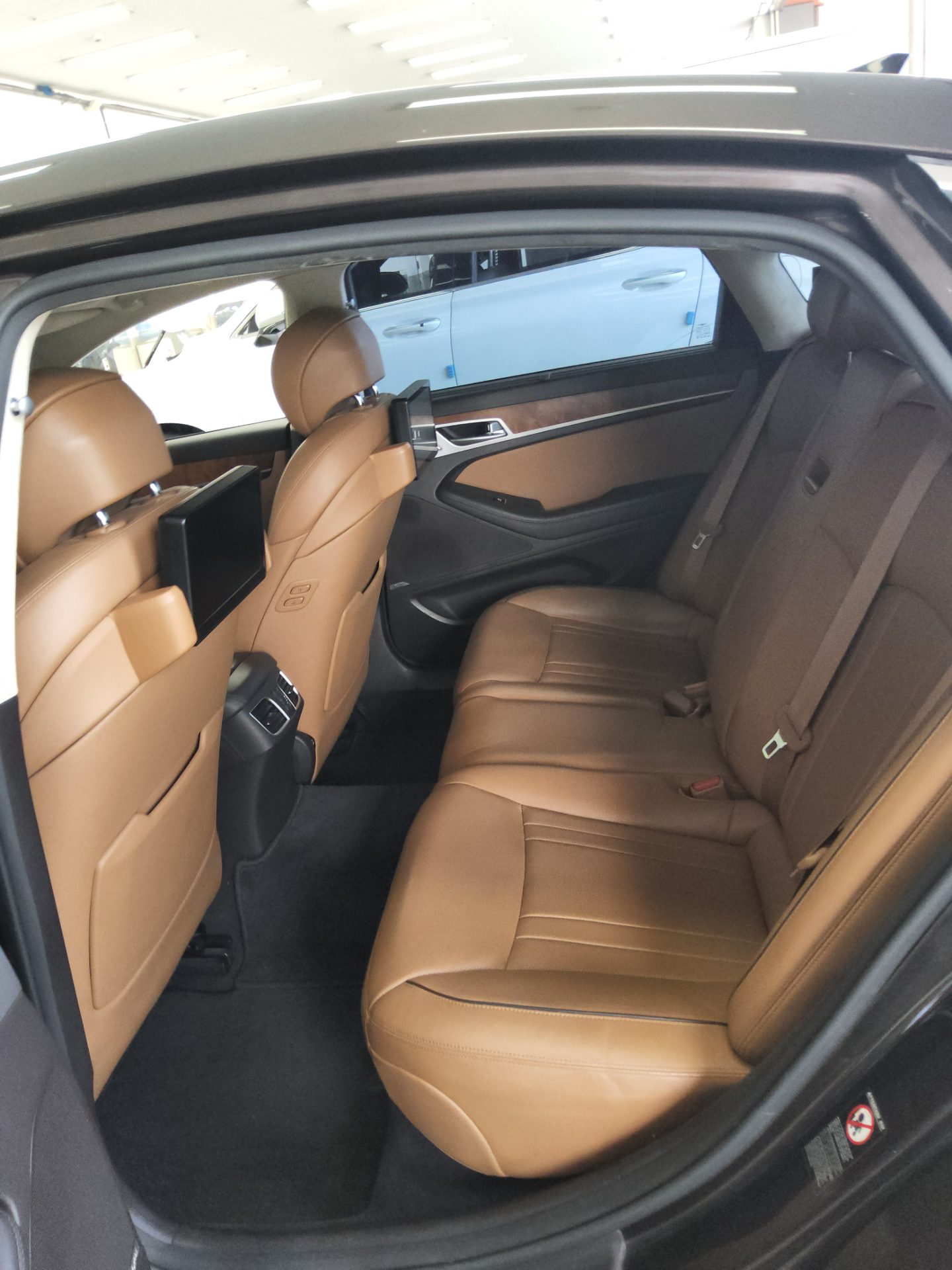 2017 - genesis g80