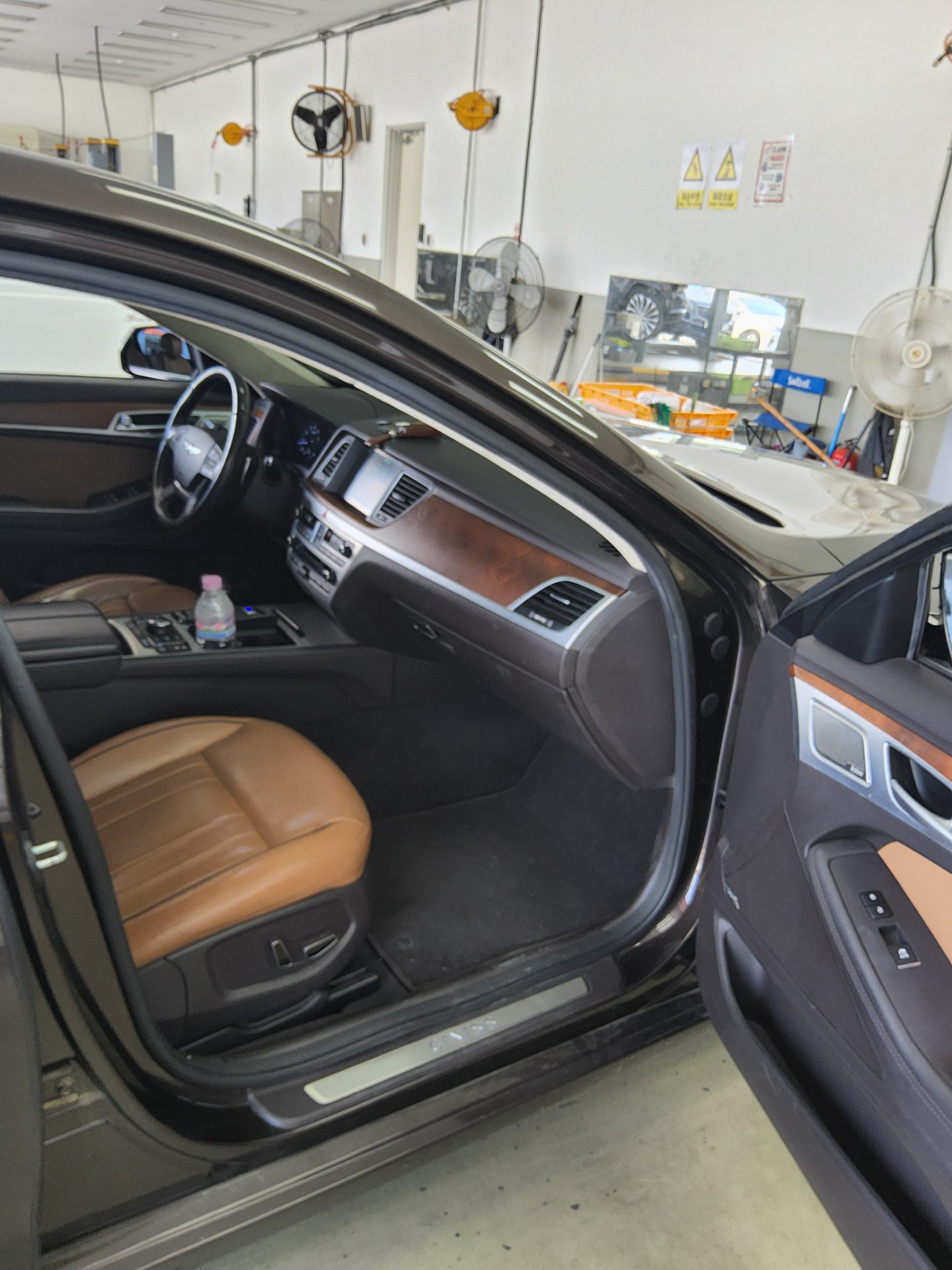 2017 - genesis g80