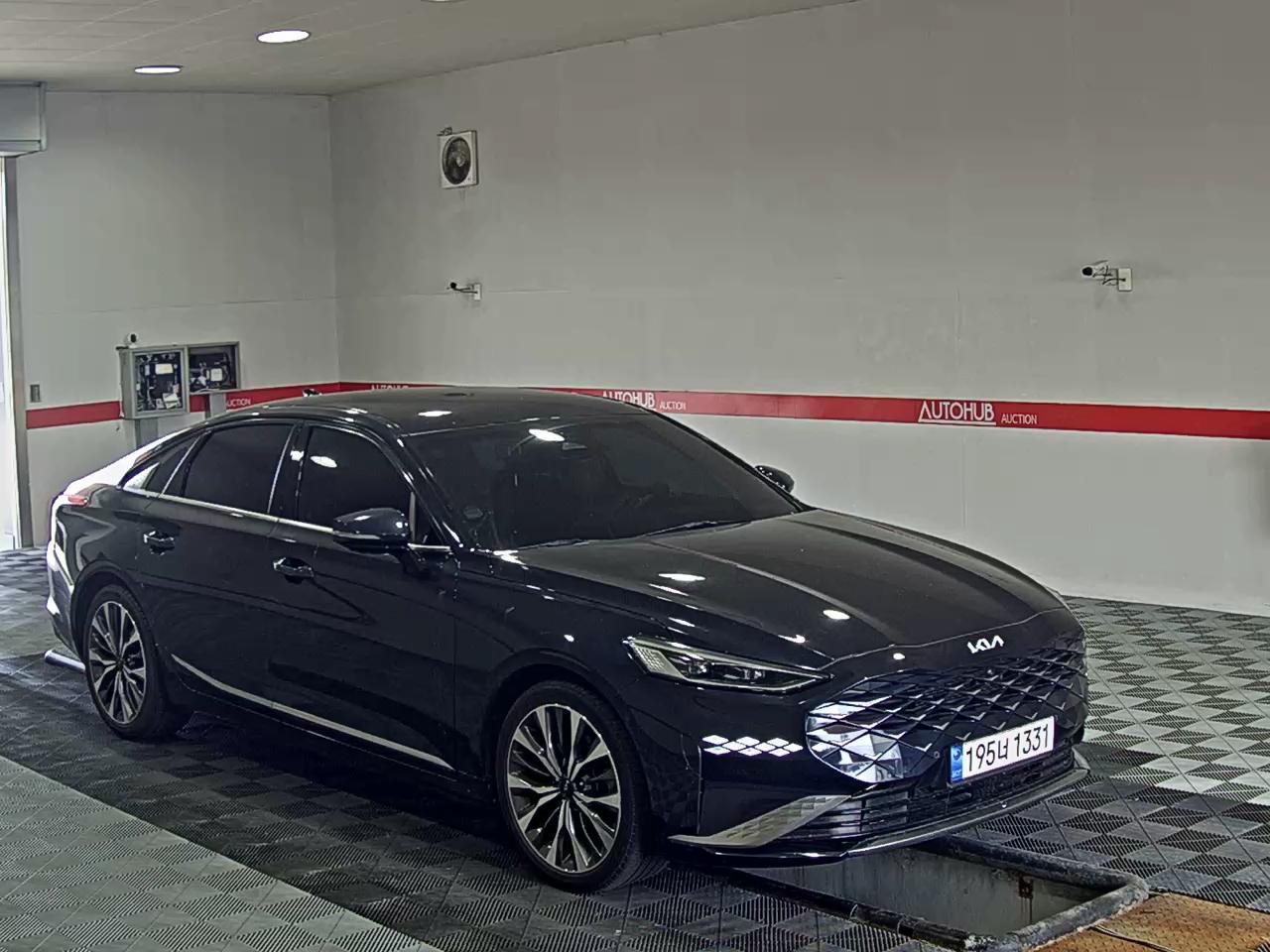 2022 - kia k8