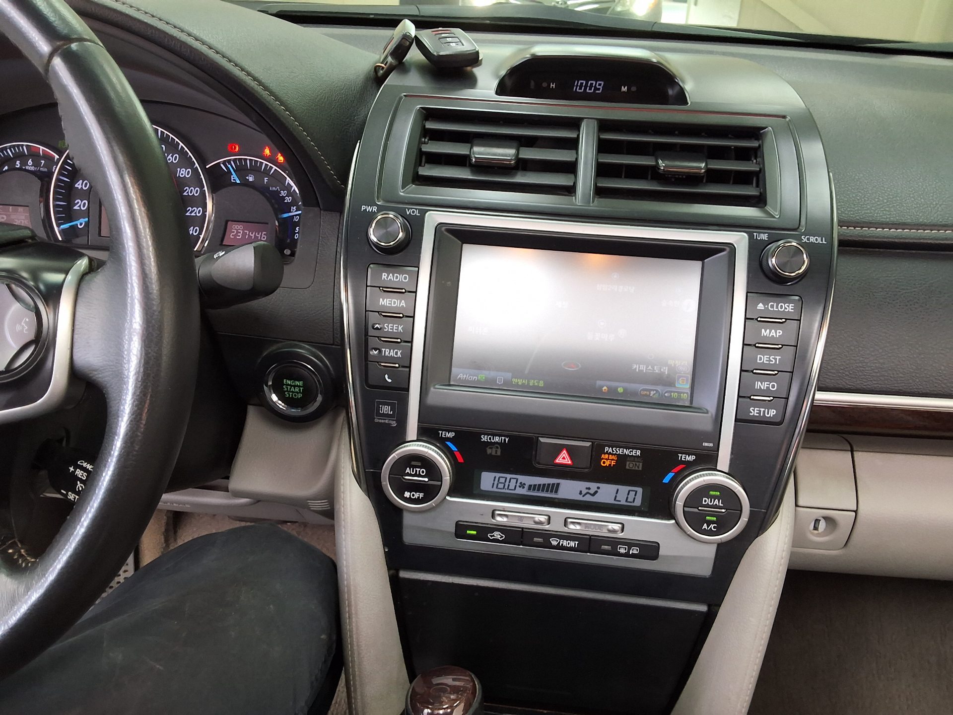 2012 - toyota camry